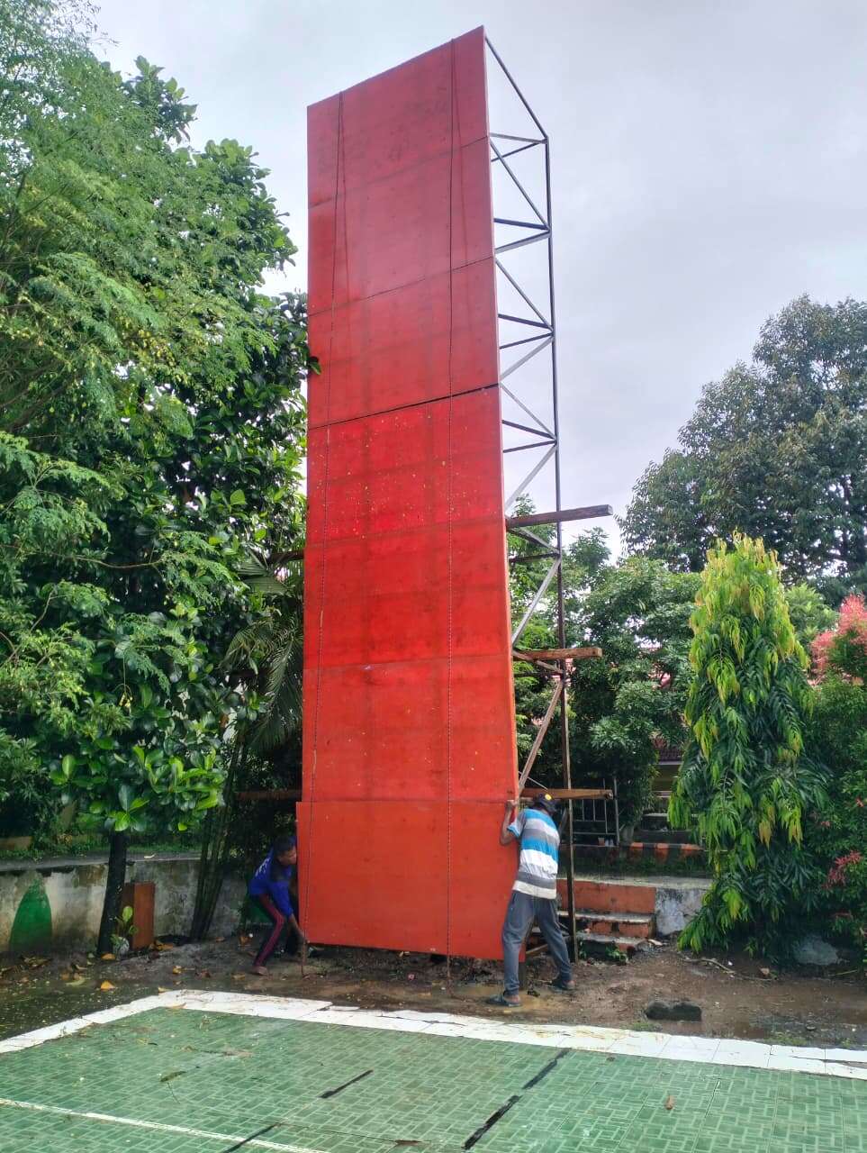 Wall Climbing SMKN 1 DONGGO